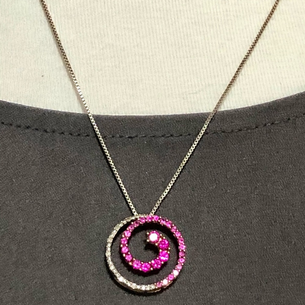 10K Gold Pendant Diamond and Pink Gemstones